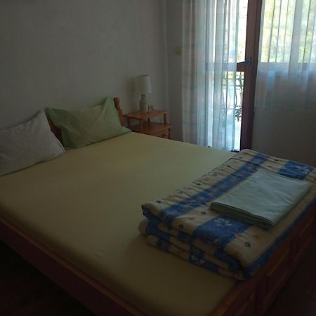 Family Hotel Shisharka Батак Экстерьер фото