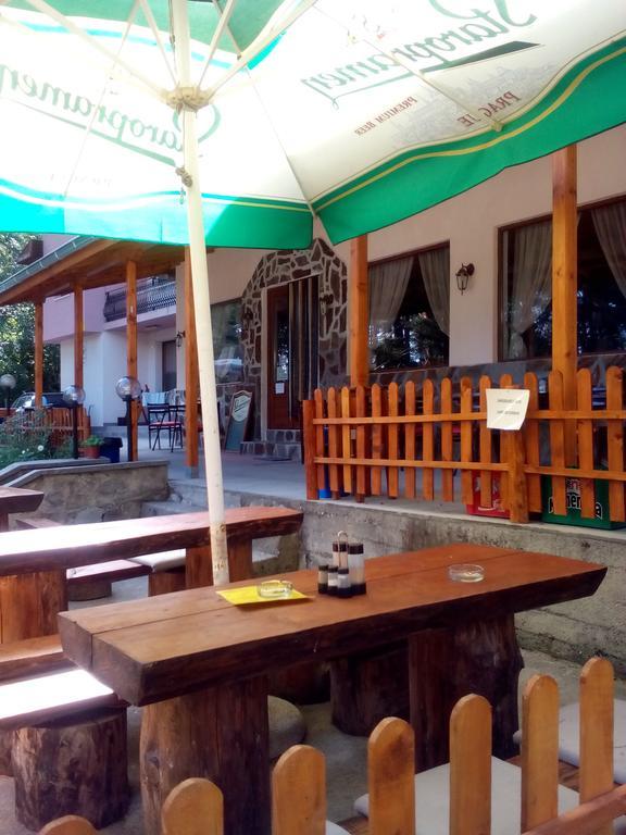Family Hotel Shisharka Батак Экстерьер фото