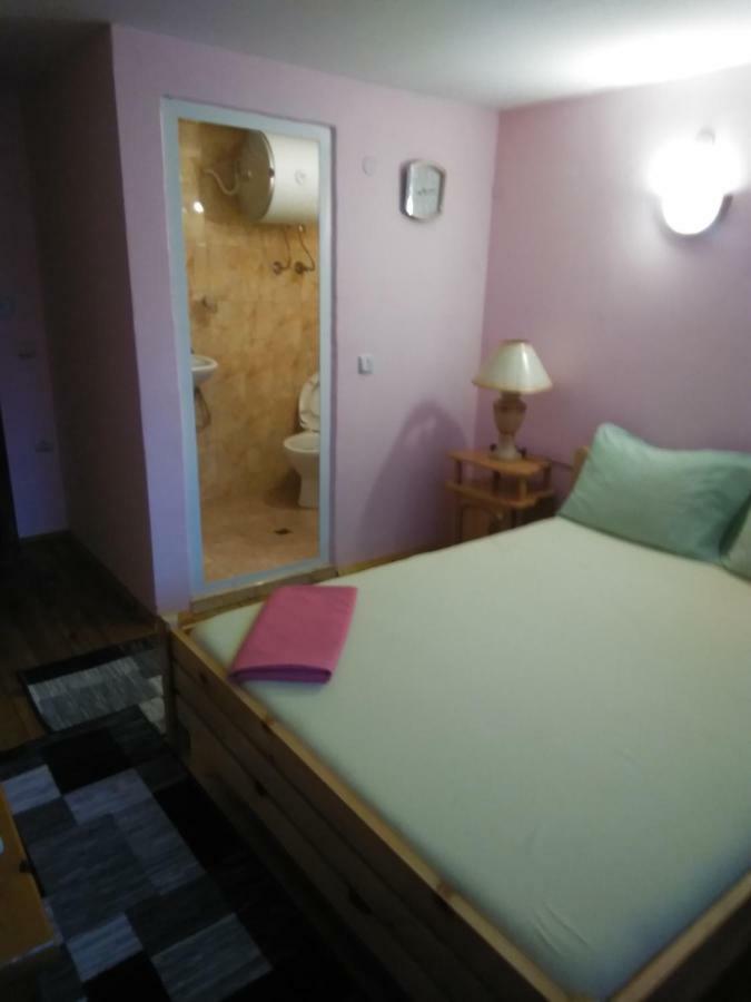 Family Hotel Shisharka Батак Экстерьер фото